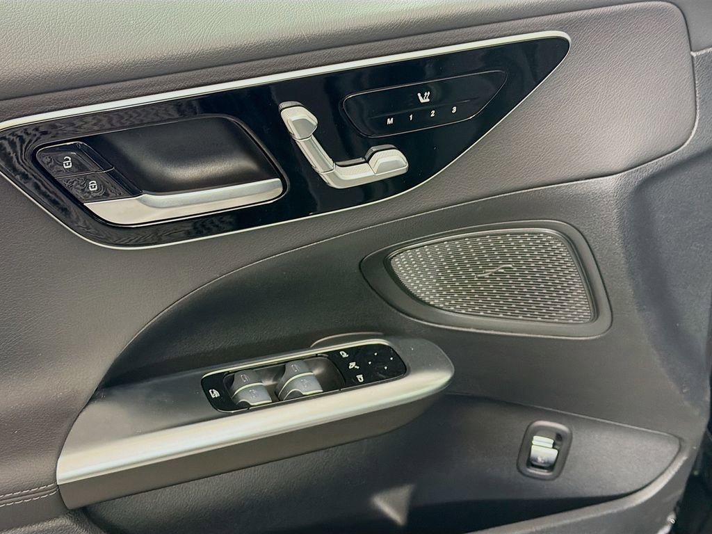 Used 2026 Mercedes-Benz C 300 4MATIC Sedan image 20