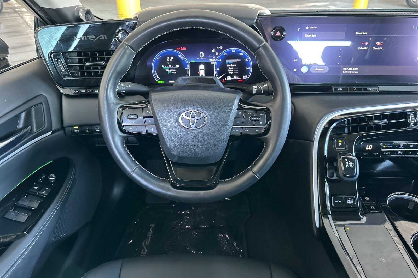 Used 2025 Toyota Mirai XLE RWD image 13