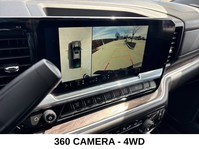 Used 2025 Chevrolet Silverado 2500 LTZ w/ LTZ Convenience Package AWD/4WD image 12