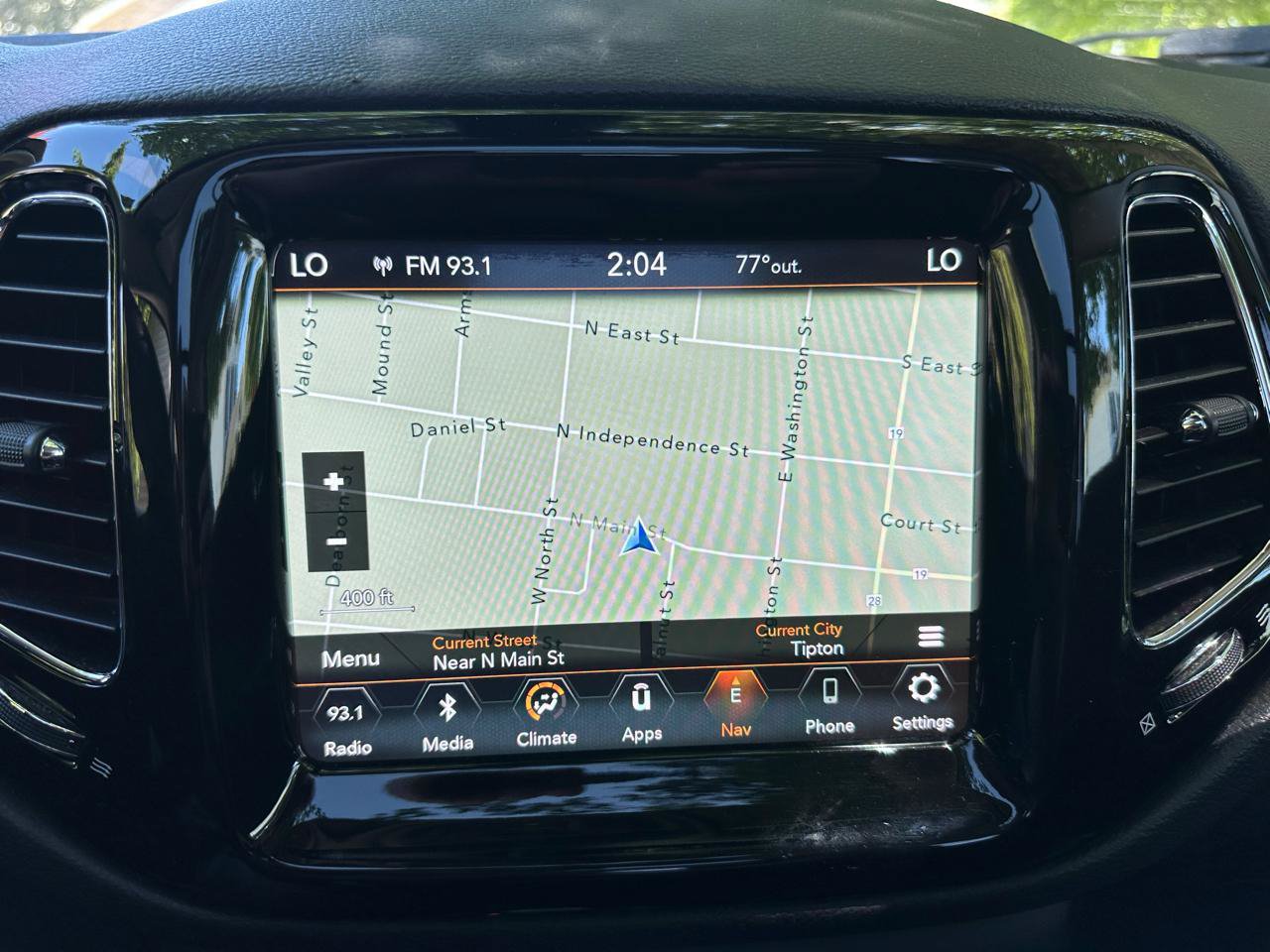 Used 2018 Jeep Compass Latitude w/ Popular Equipment Group AWD/4WD image 15