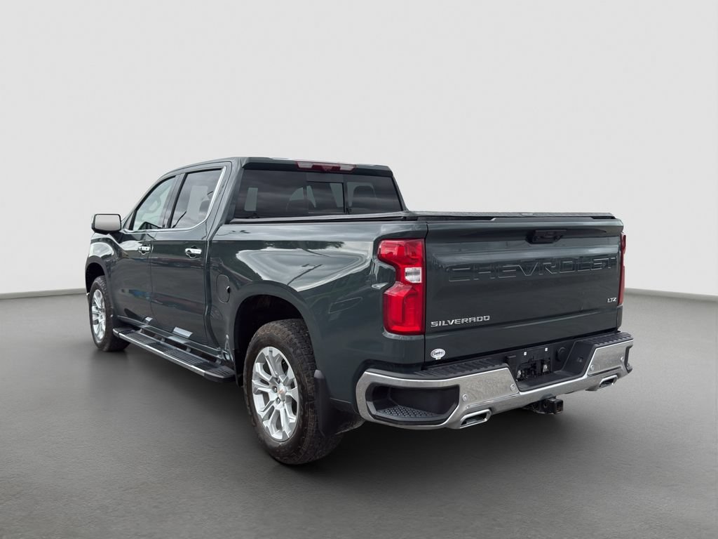 Used 2025 Chevrolet Silverado 1500 LTZ w/ LTZ Premium Package AWD/4WD image 4