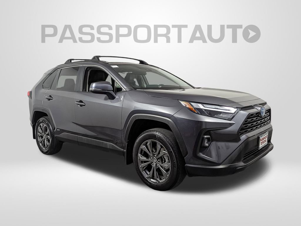 Used 2024 Toyota RAV4 XLE Premium image 11
