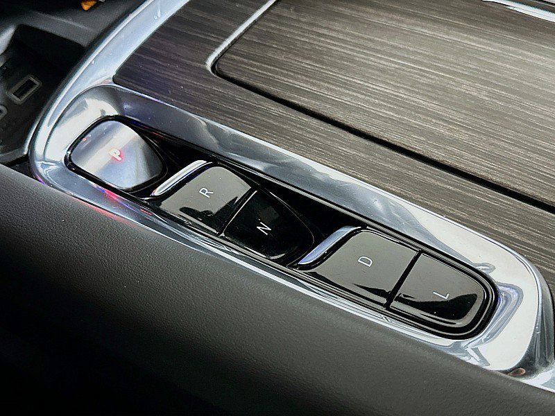 Used 2023 Buick Enclave Avenir w/ Avenir Technology Package image 19