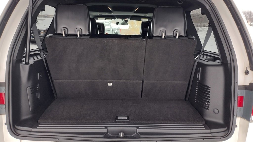 Used 2017 Lincoln Navigator Select image 26