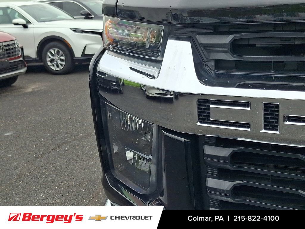 Certified 2022 Chevrolet Silverado 2500 LT w/ Convenience Package AWD/4WD image 11