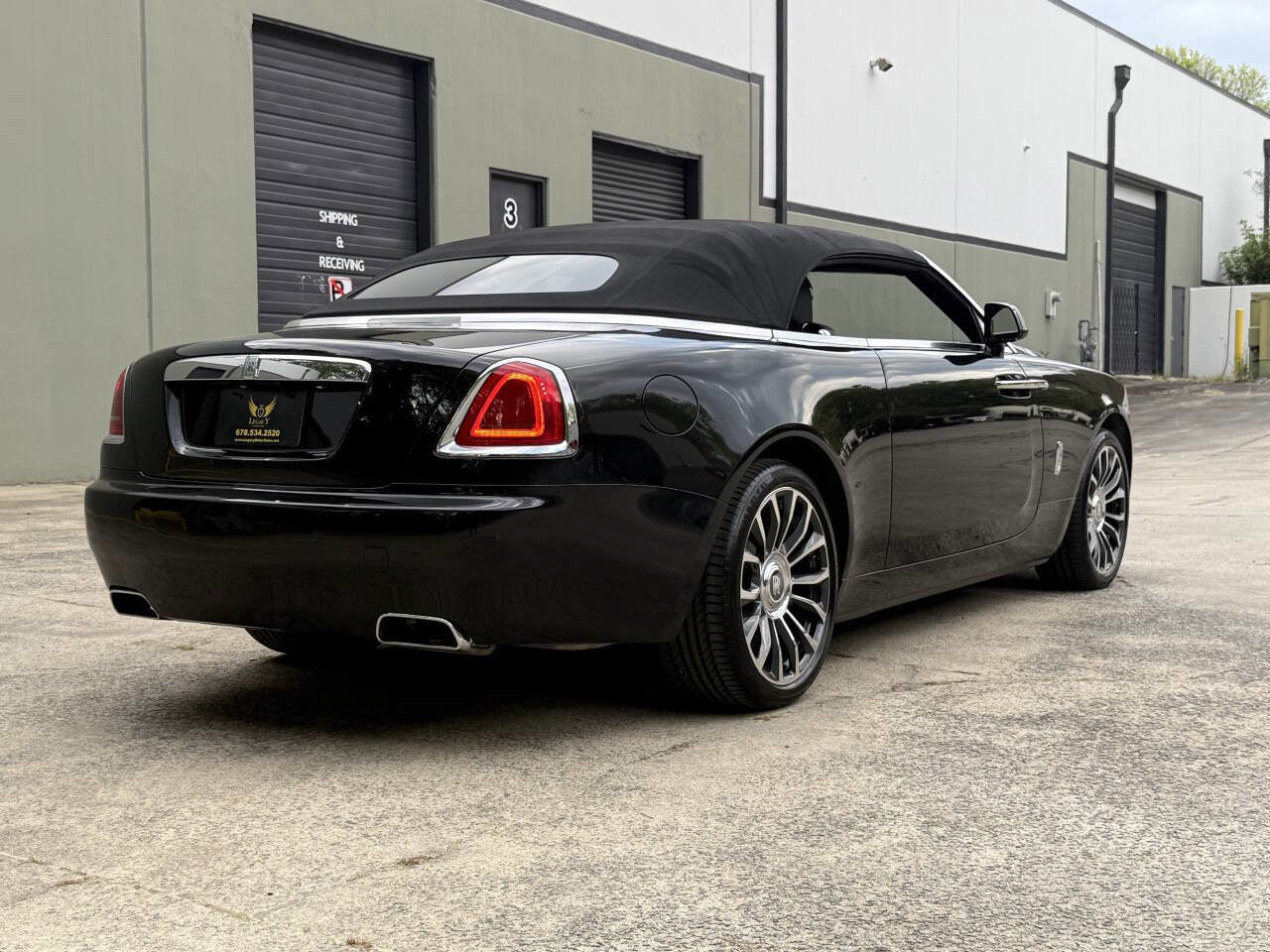 Used 2018 Rolls-Royce Dawn image 57