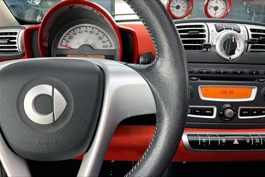Used 2008 smart fortwo passion RWD image 12