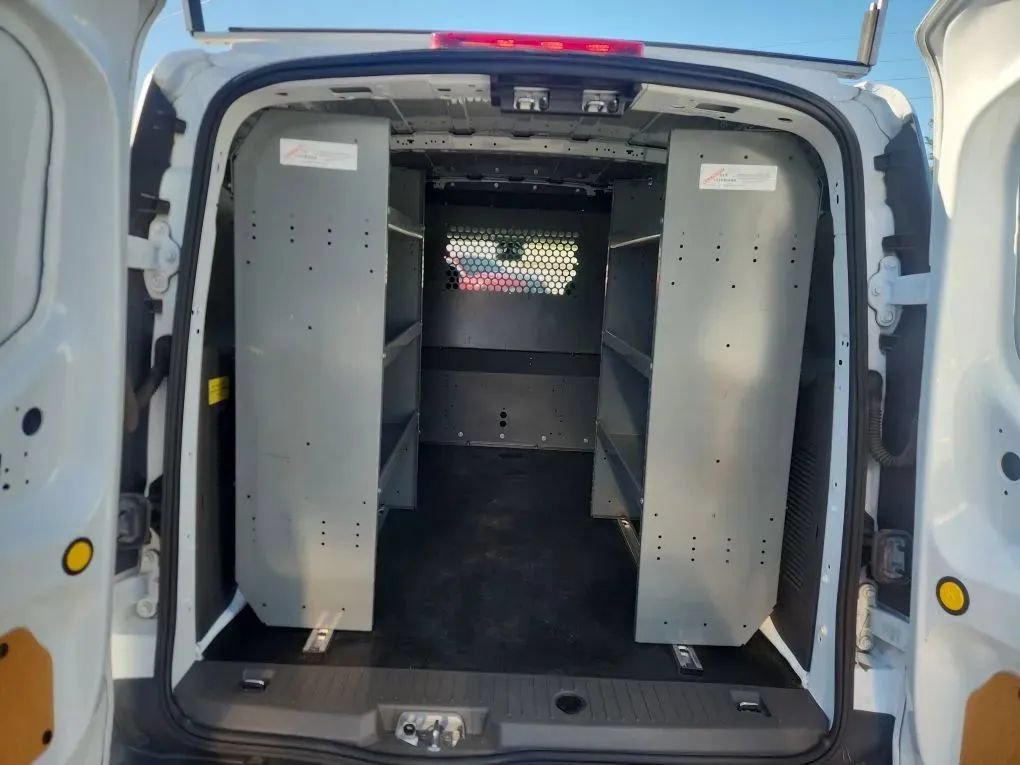 Used 2020 Ford Transit Connect XLT FWD image 13