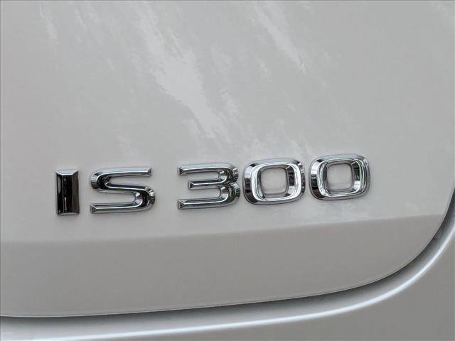 Used 2023 Lexus IS 300 w/ Comfort Package RWD image 20