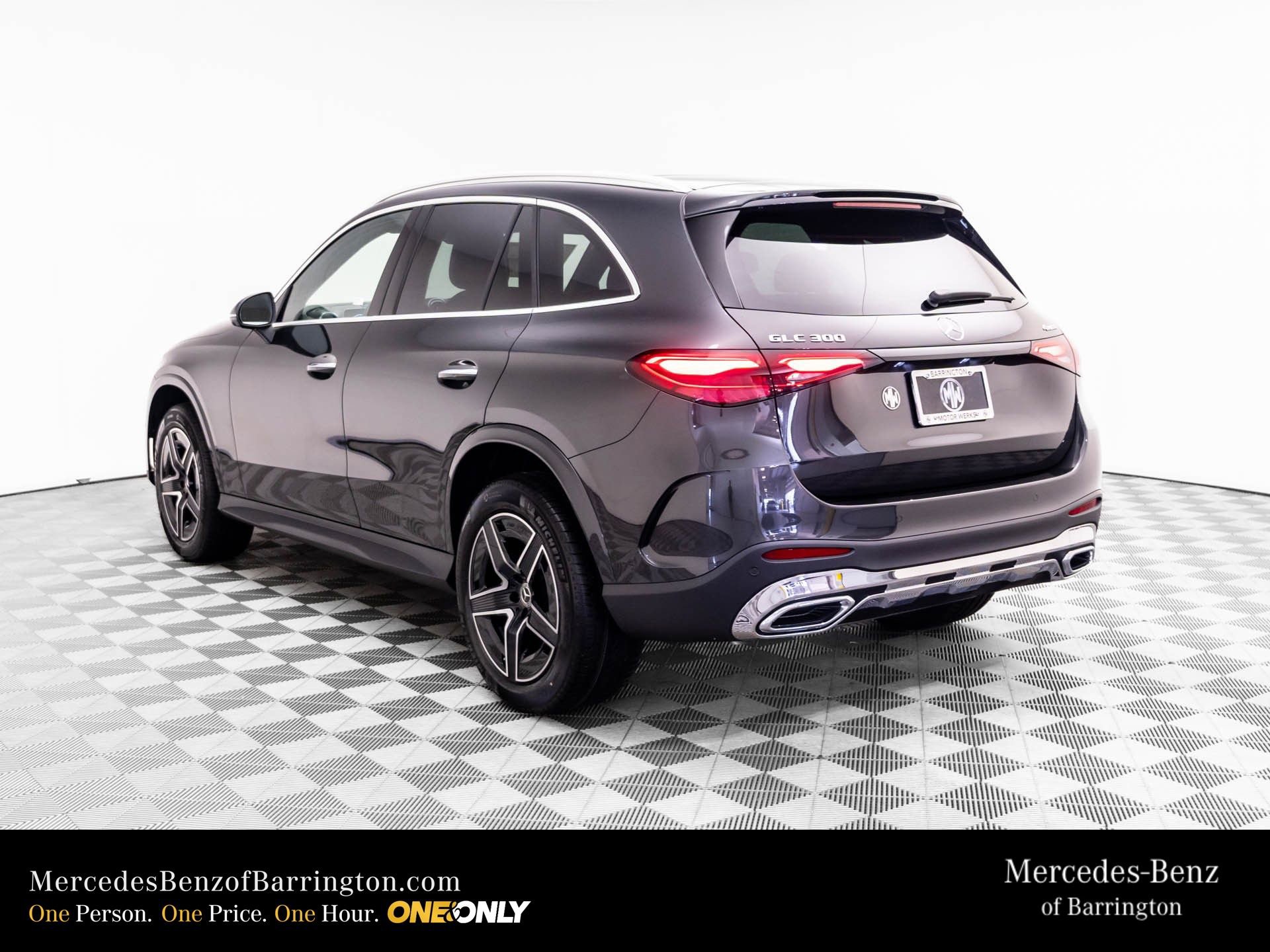 New 2026 Mercedes-Benz GLC 300 4MATIC image 3
