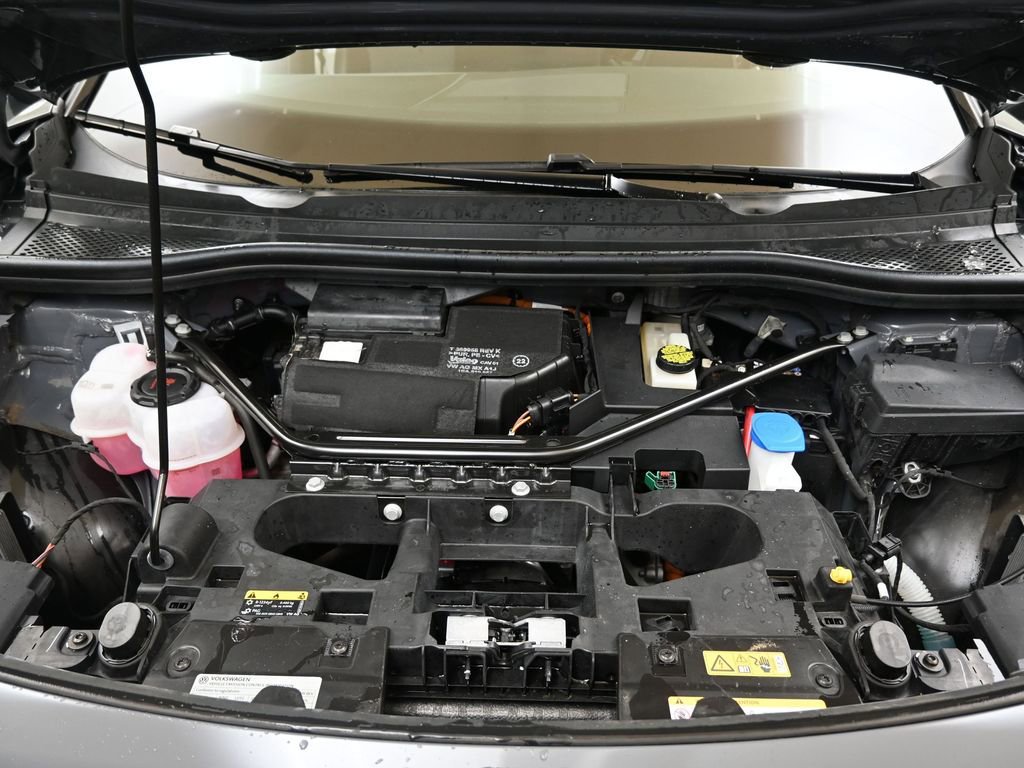 Used 2023 Volkswagen ID.4 Pro S image 9