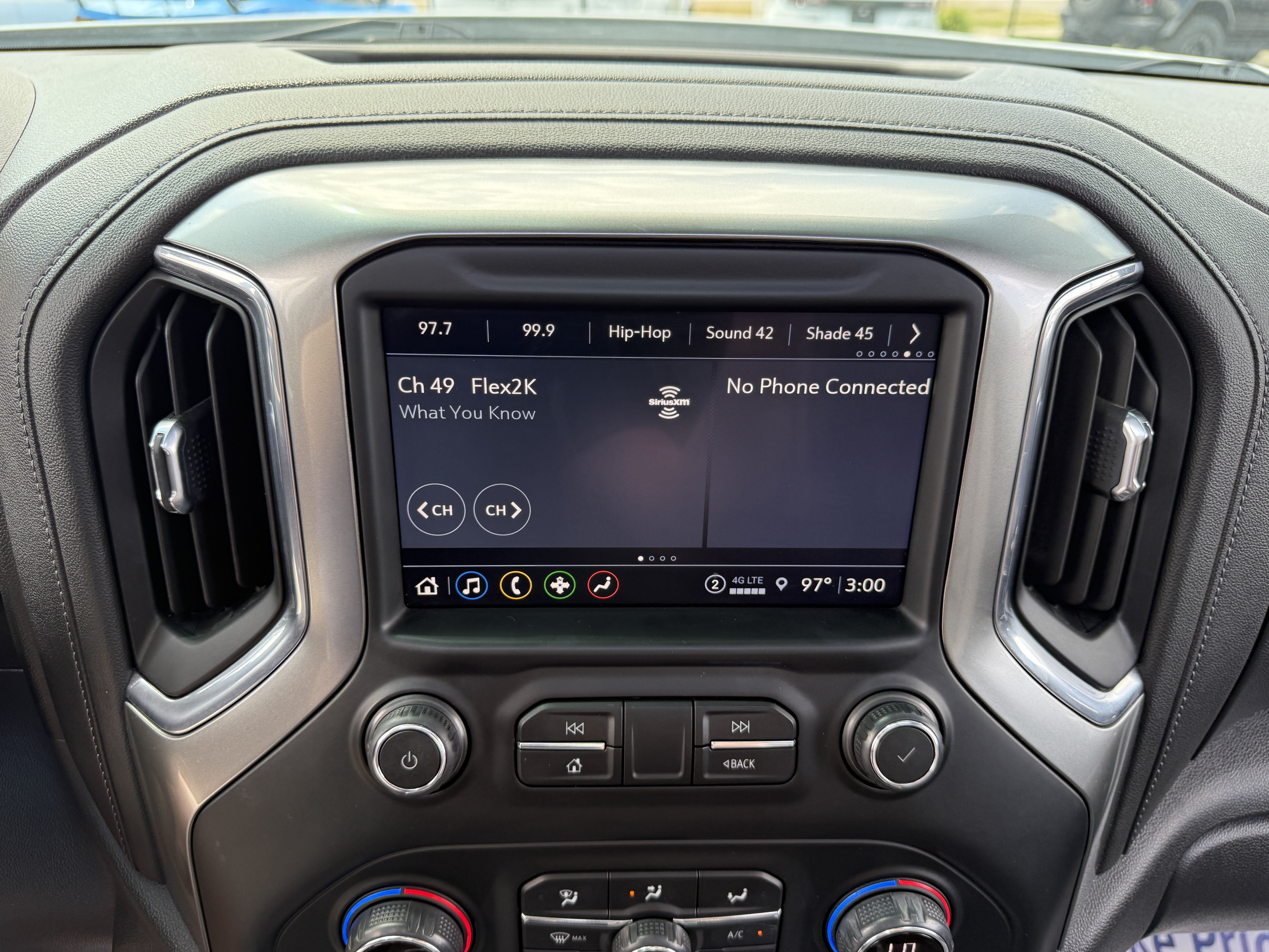 Used 2021 Chevrolet Silverado 1500 LT Trail Boss w/ Convenience Package II AWD/4WD image 20
