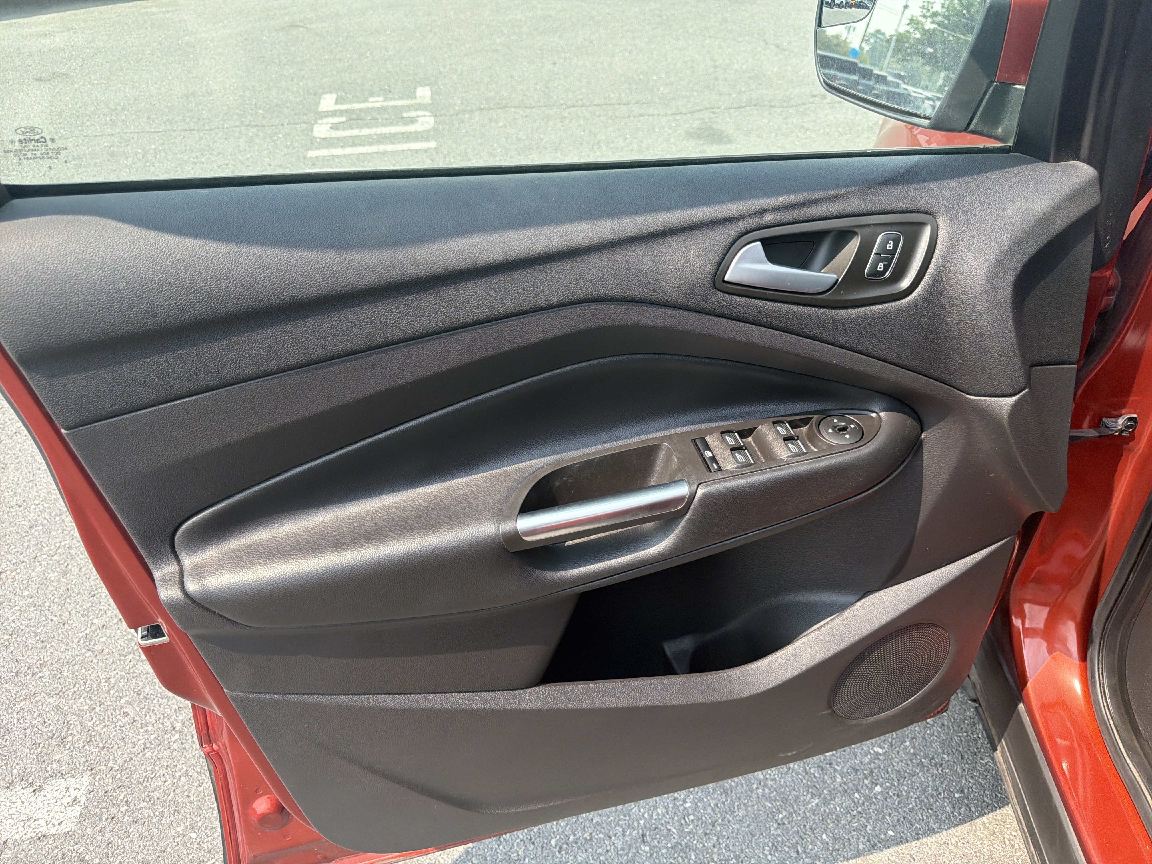 Certified 2019 Ford Escape SE AWD/4WD image 15