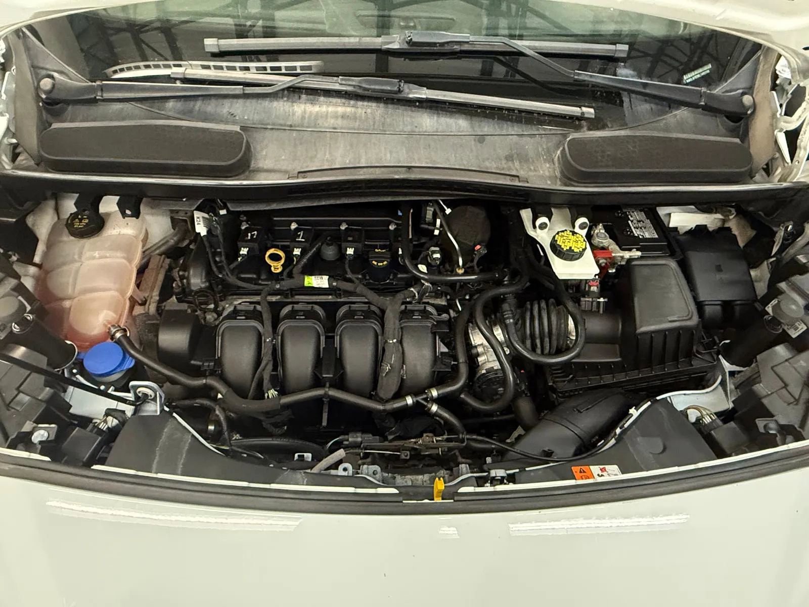 Used 2020 Ford Transit Connect XL image 35