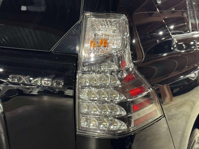 Certified 2023 Lexus GX 460 Premium w/ Premium Package AWD/4WD image 13
