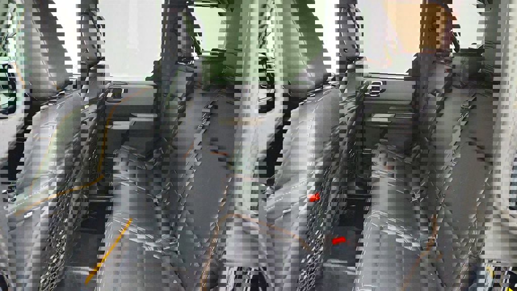 Used 2021 Ford Bronco Badlands image 21