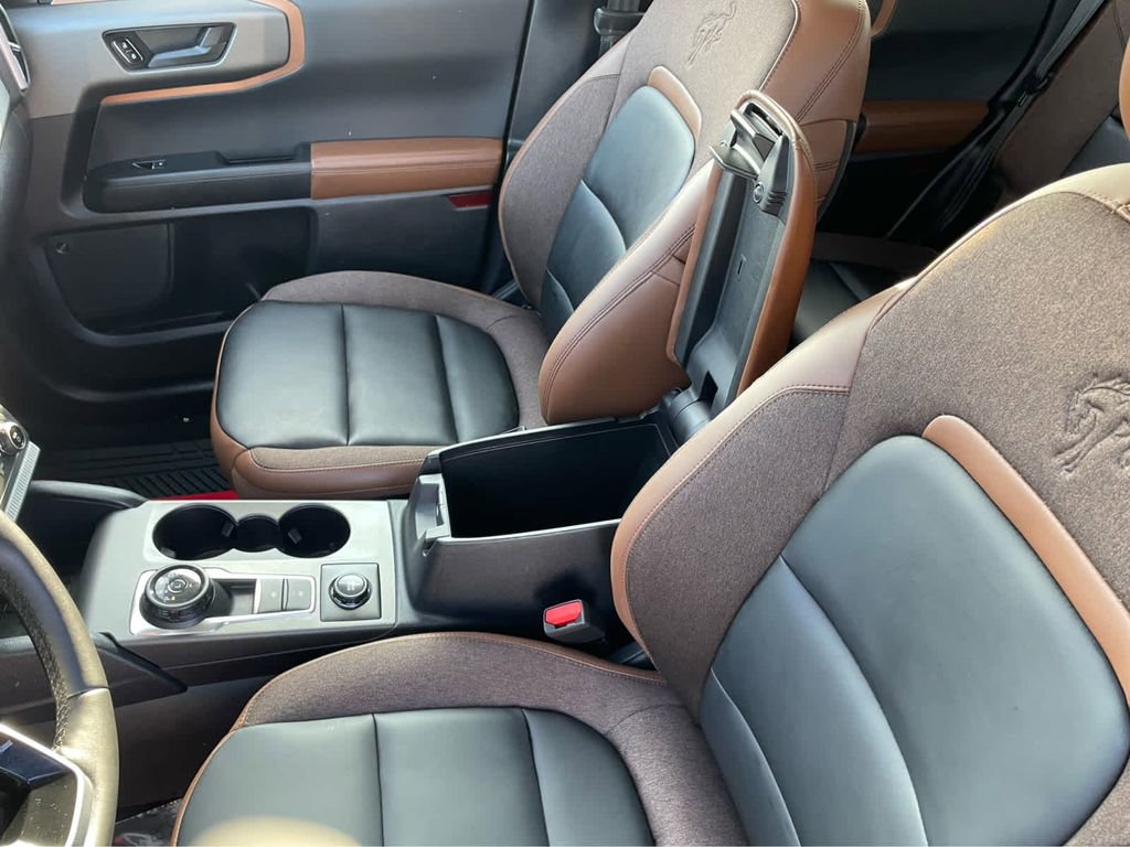 Used 2025 Ford Bronco Sport Outer Banks w/ Outer Banks Tech Package+ image 28