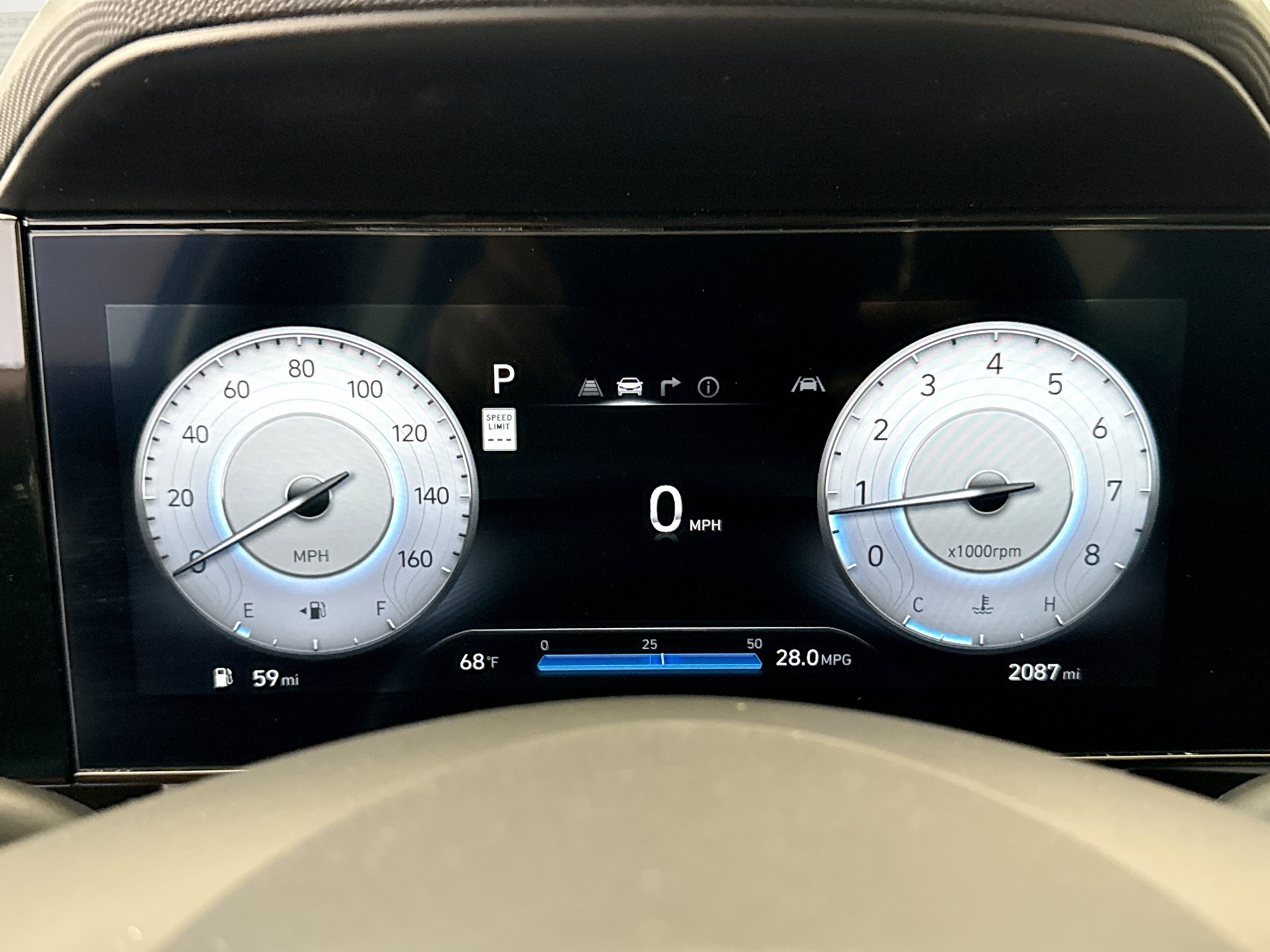 Used 2026 Hyundai Elantra Limited FWD image 13