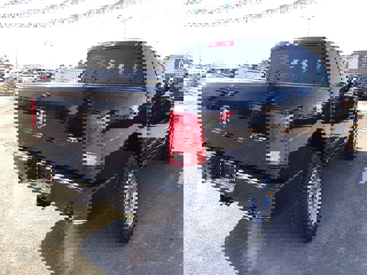 Used 2016 RAM 1500 Express image 5