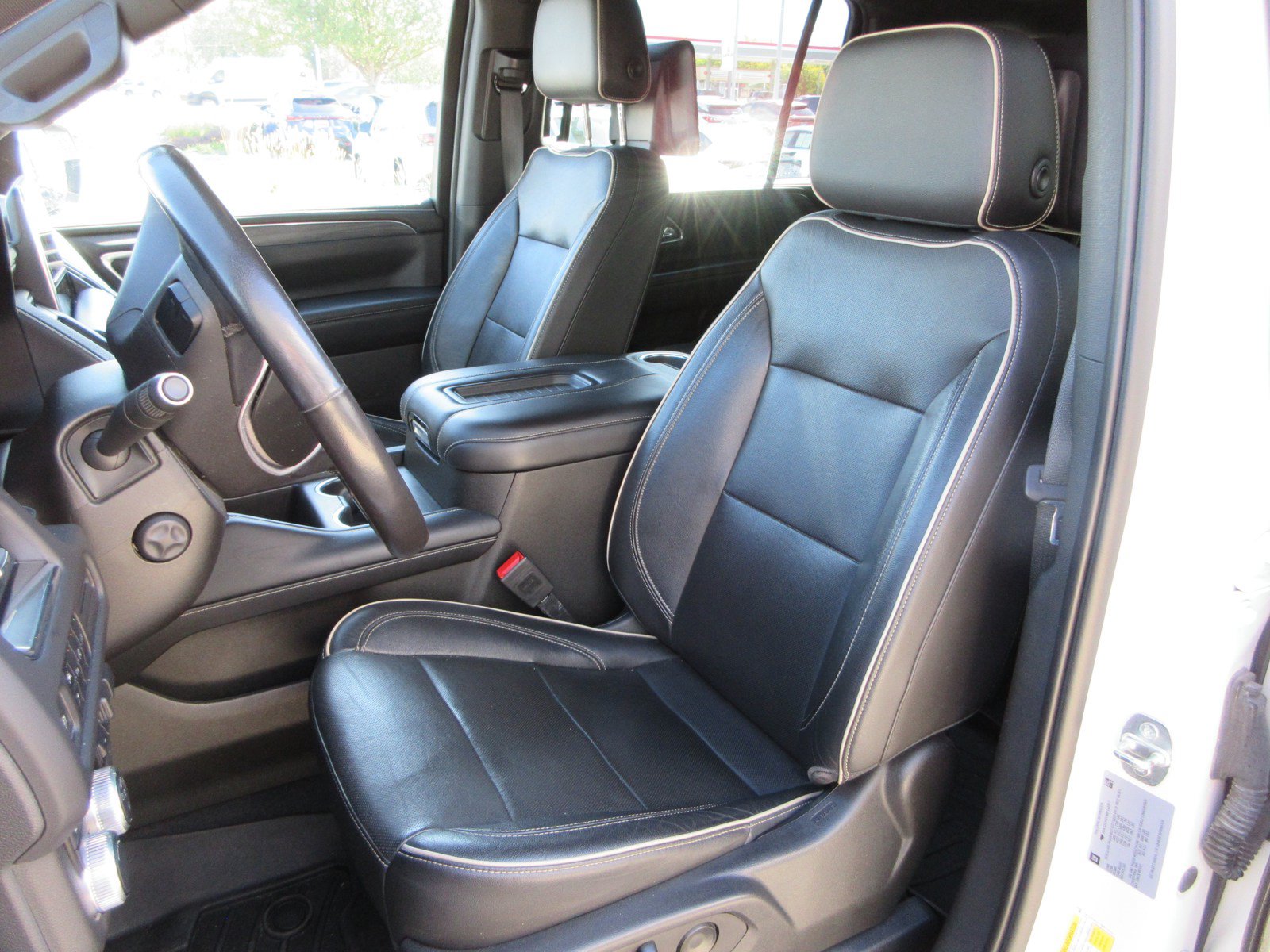 Used 2021 GMC Yukon XL SLT w/ SLT Luxury Plus Package AWD/4WD image 23