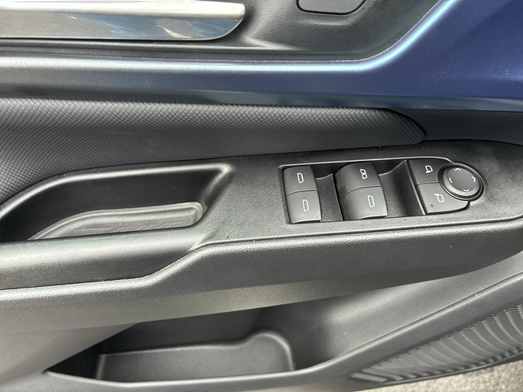 Used 2024 Chevrolet Equinox EV LT FWD image 18