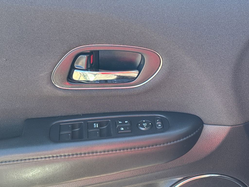 Used 2019 Honda HR-V EX image 33