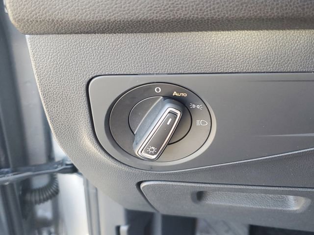 Certified 2024 Volkswagen Tiguan SE image 29