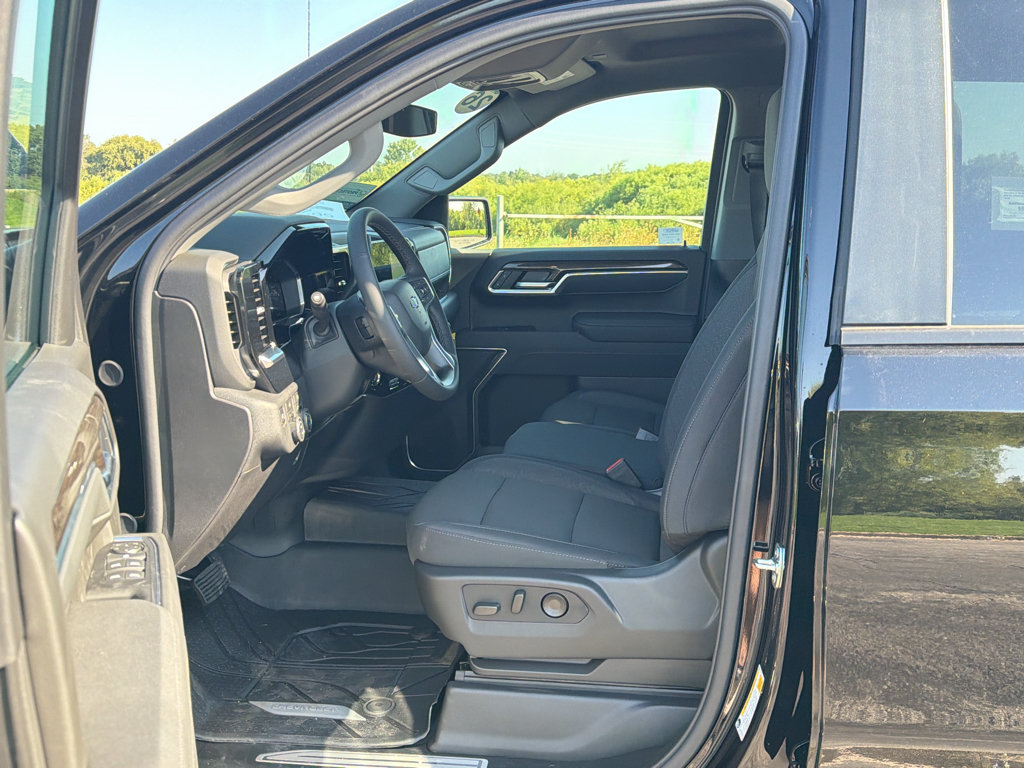 New 2026 Chevrolet Silverado 1500 RST w/ RST Select Package AWD/4WD image 13