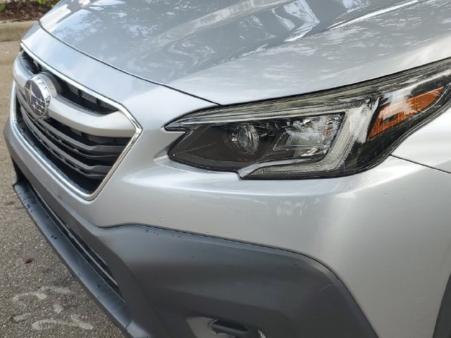 Used 2021 Subaru Outback Premium AWD/4WD image 10