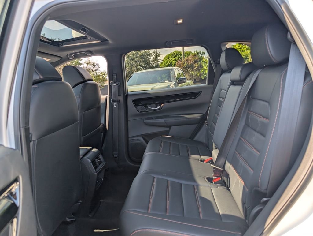 Used 2023 Honda CR-V Sport Touring image 9