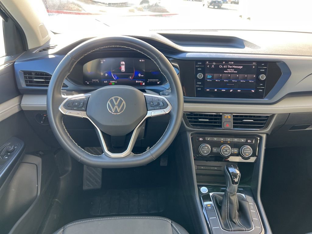 Used 2024 Volkswagen Taos SE image 19