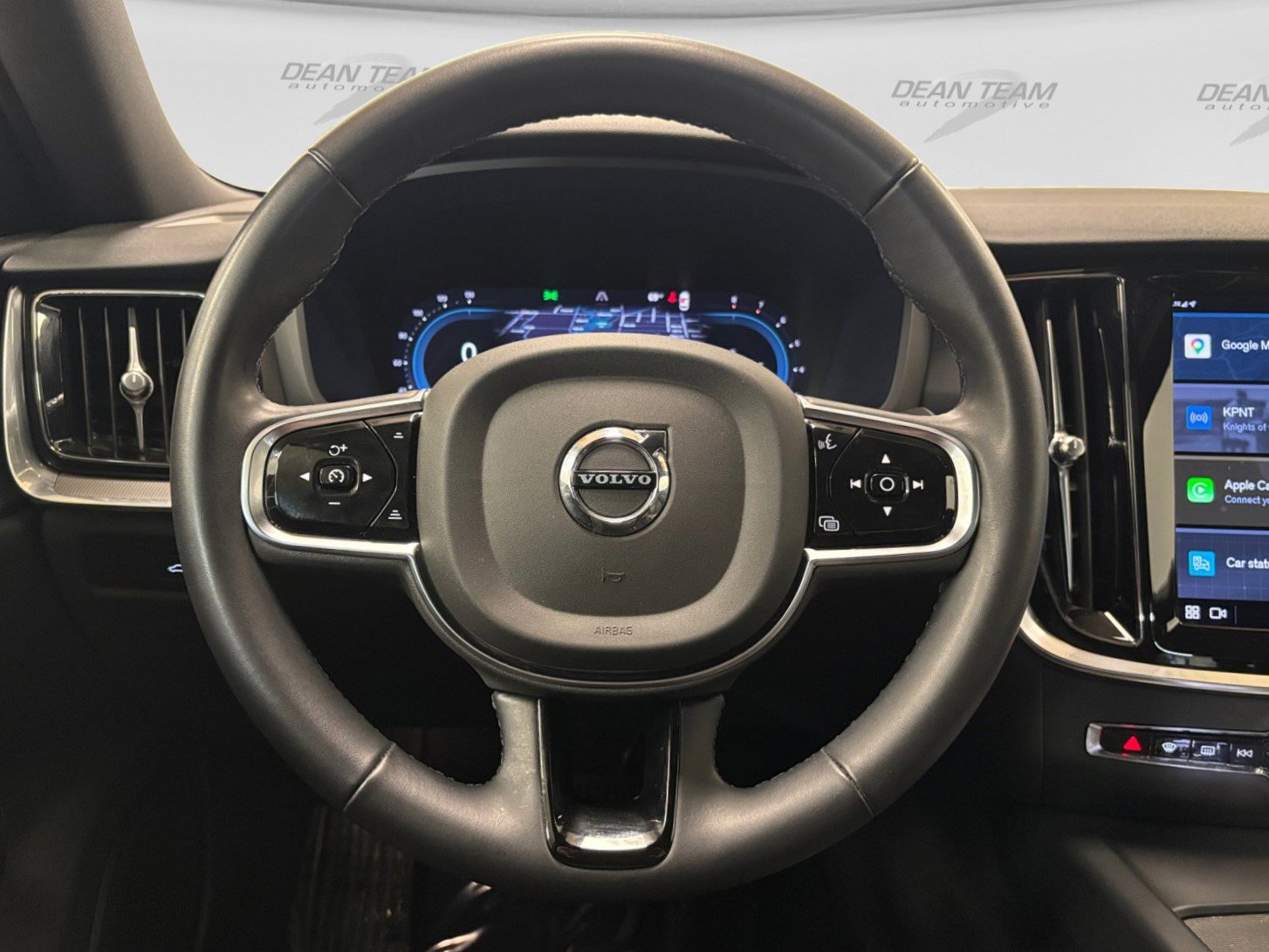 Used 2024 Volvo S60 B5 Plus FWD image 32
