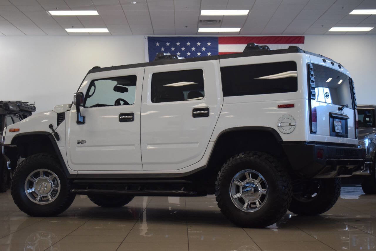 Used 2005 HUMMER H2 w/ Preferred Equipment Group image 24