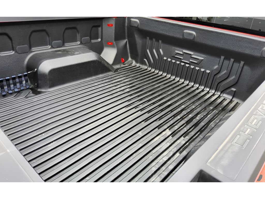 Used 2024 Chevrolet Silverado 1500 LT AWD/4WD image 30