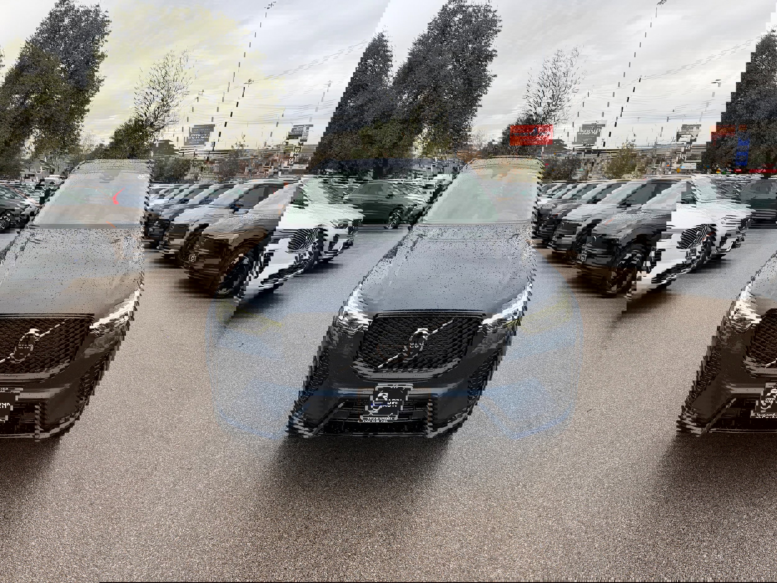 New 2026 Volvo XC60 B5 Ultra w/ Protection Package Premier image 6