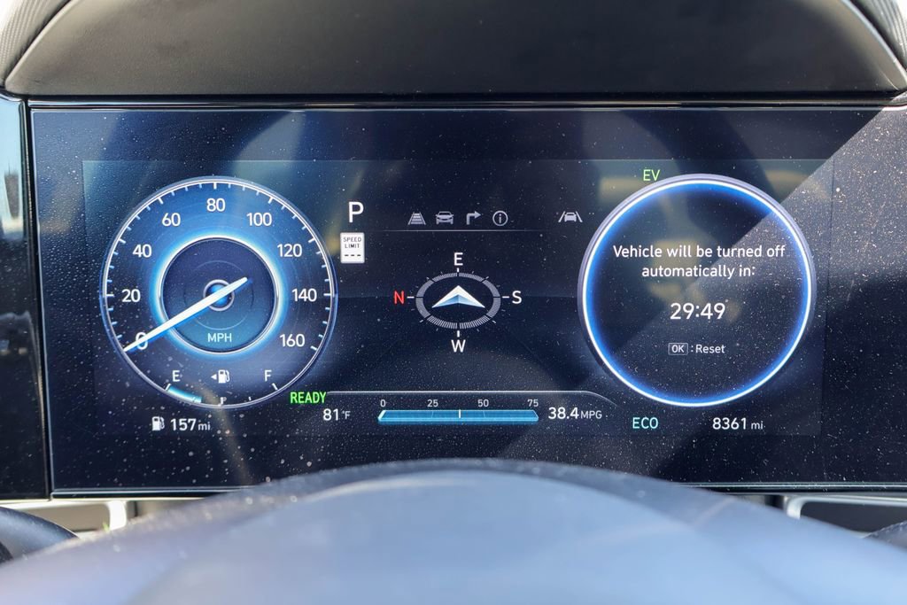 Used 2024 Hyundai Elantra Limited image 12