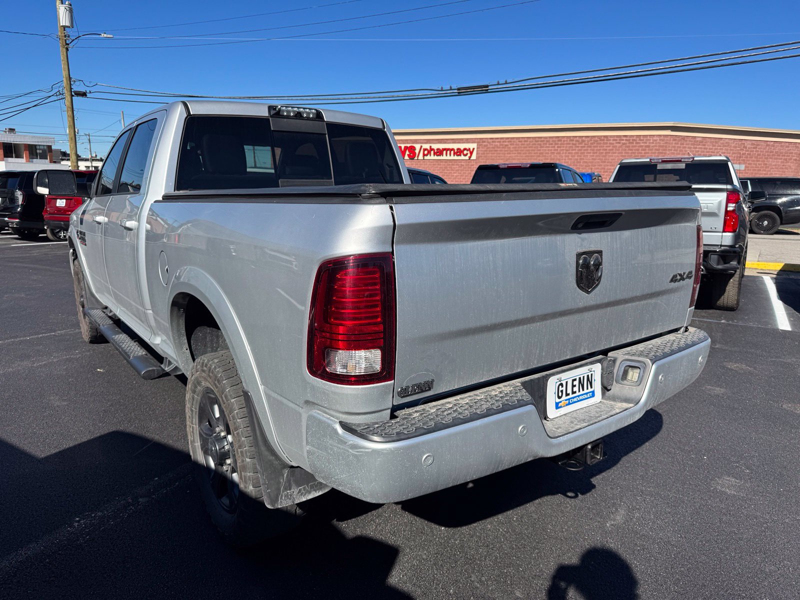 Used 2018 RAM 2500 Laramie w/ Sport Appearance Group AWD/4WD image 4