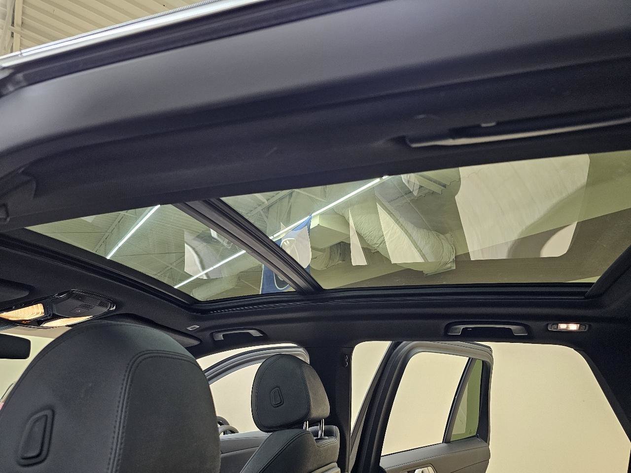 Used 2021 BMW X5 sDrive40i w/ Convenience Package RWD image 37