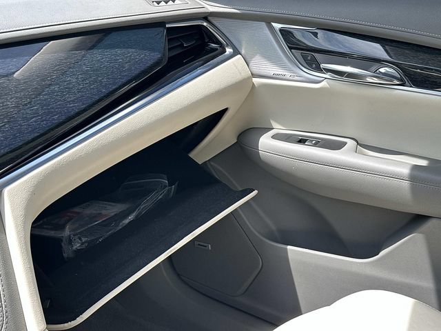 Certified 2023 Cadillac XT6 Premium Luxury AWD/4WD image 34