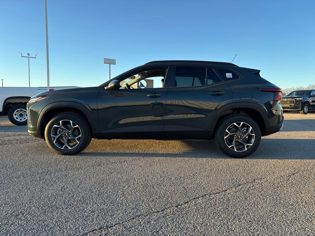 New 2026 Chevrolet Trax LT w/ LT Convenience Package image 3
