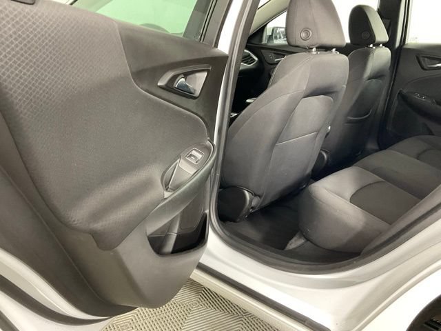 Used 2023 Chevrolet Malibu LT w/ Driver Confidence Package FWD image 12