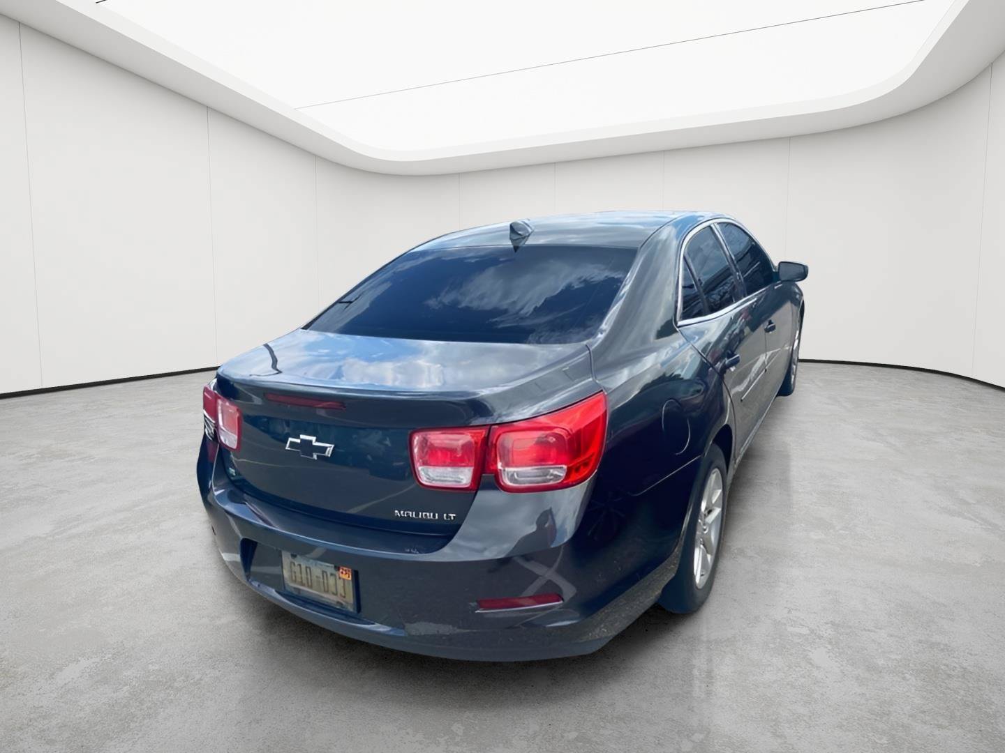 Used 2015 Chevrolet Malibu LT w/ Power Convenience Package FWD image 9