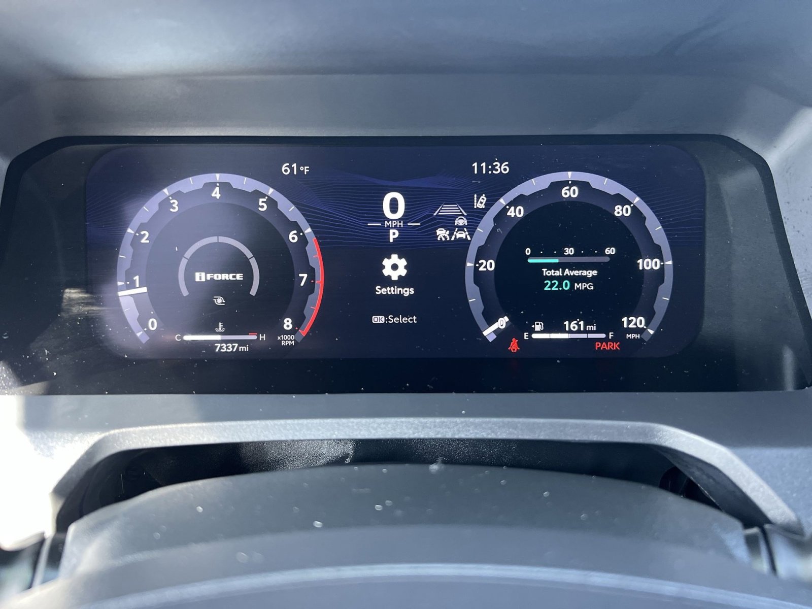 Used 2025 Toyota Tacoma Limited image 17