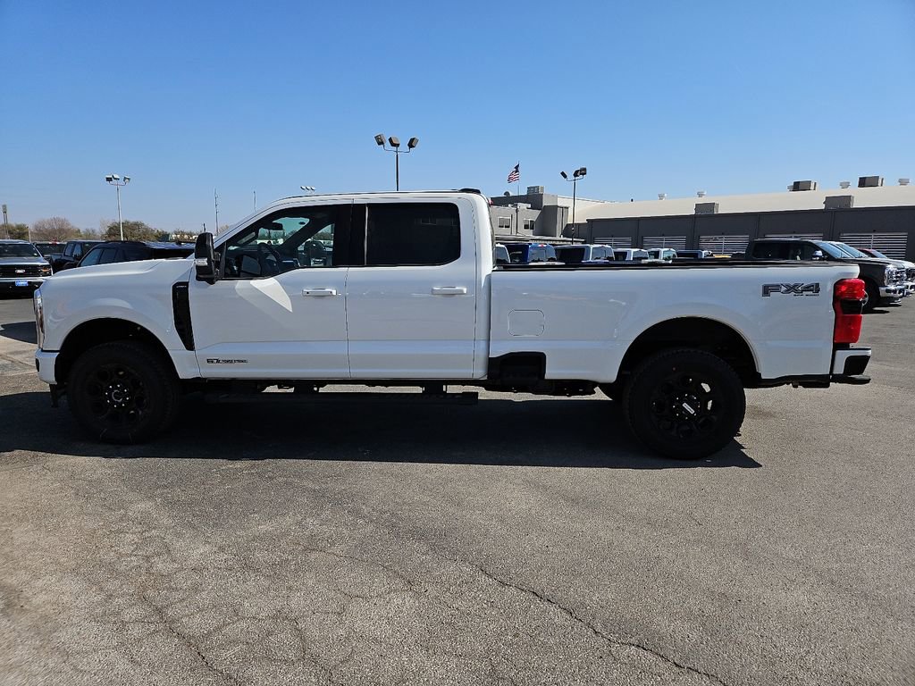New 2026 Ford F350 Lariat w/ Black Appearance Package image 7