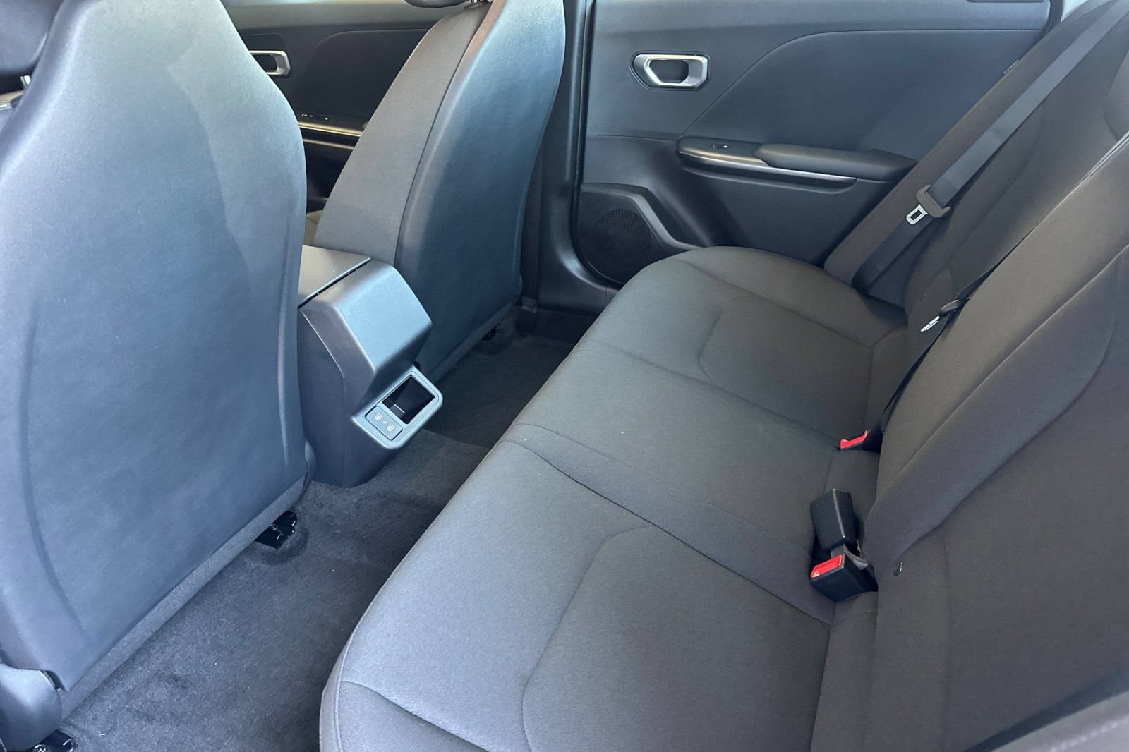 New 2026 Kia K4 FWD image 12