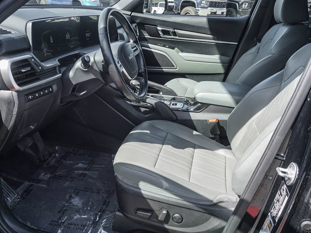 Used 2023 Kia Telluride EX X-Line AWD/4WD image 17
