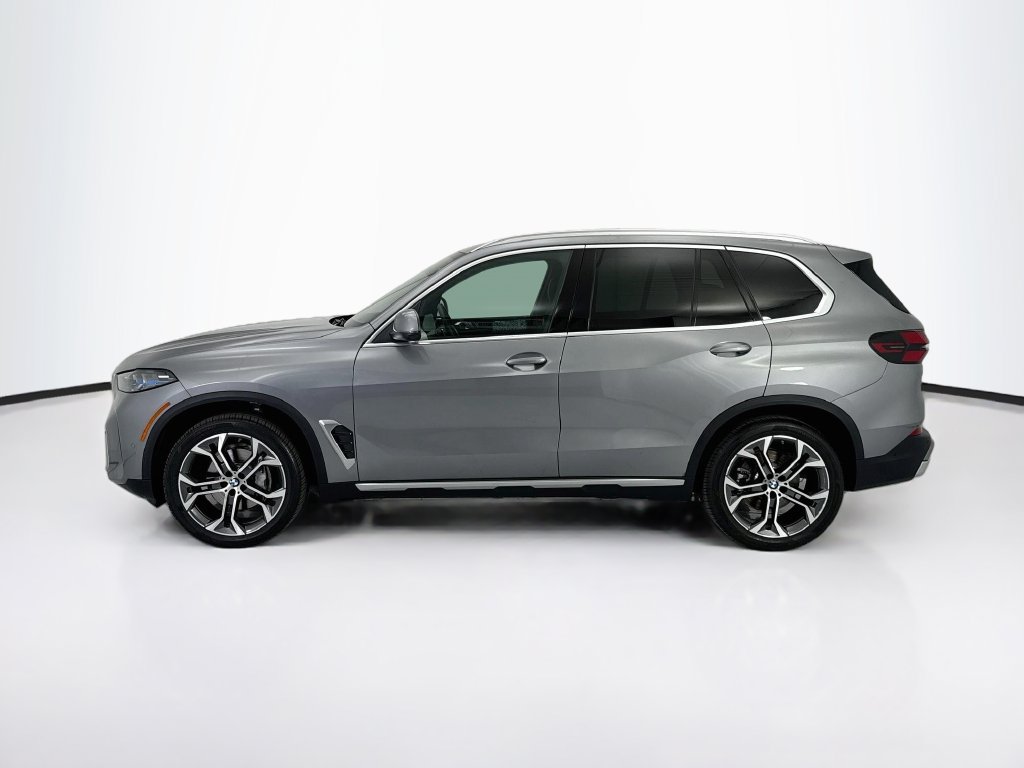 Used 2026 BMW X5 sDrive40i w/ Parking Assistance Package RWD image 8