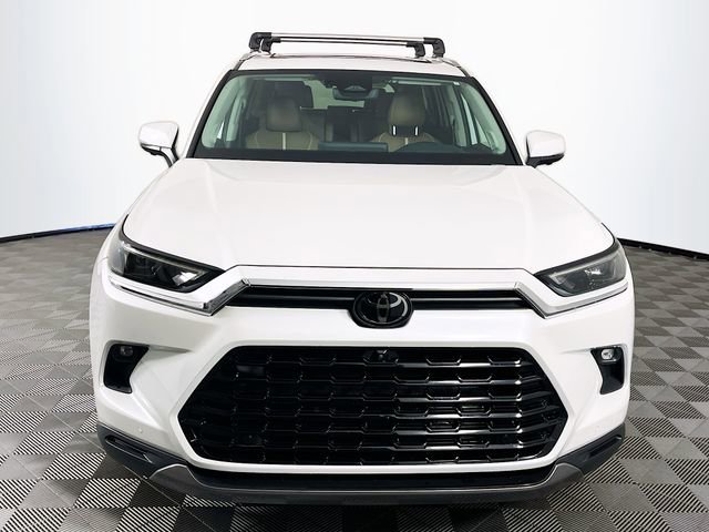 Used 2024 Toyota Grand Highlander Platinum image 3