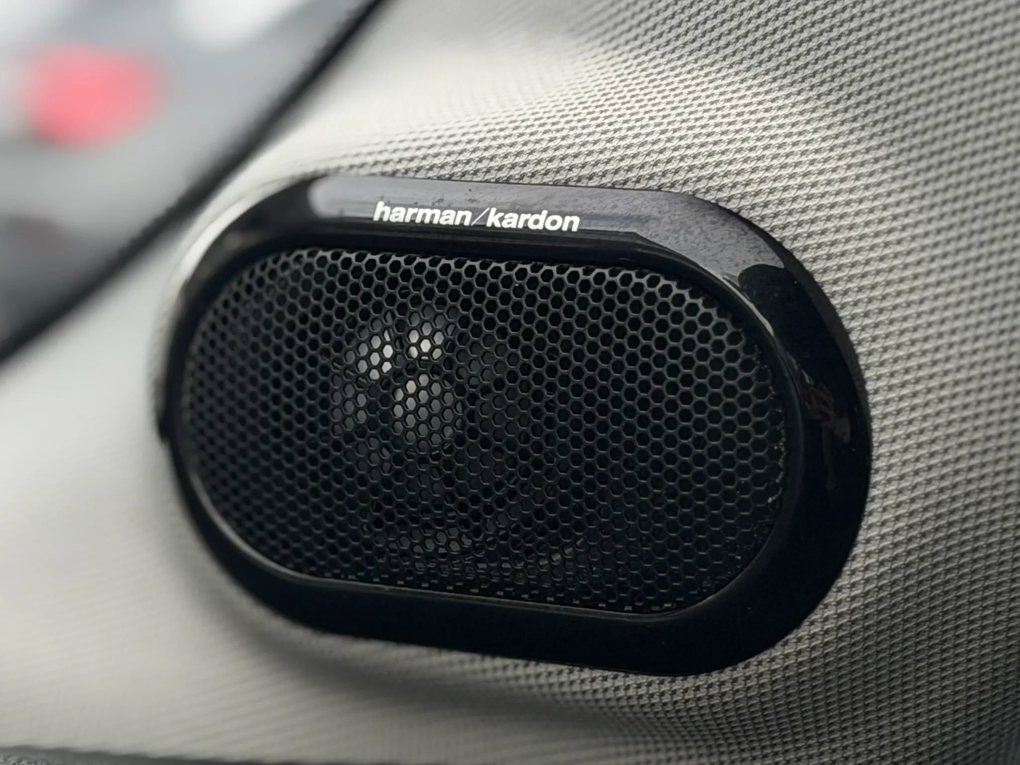 Used 2015 MINI Cooper S image 36