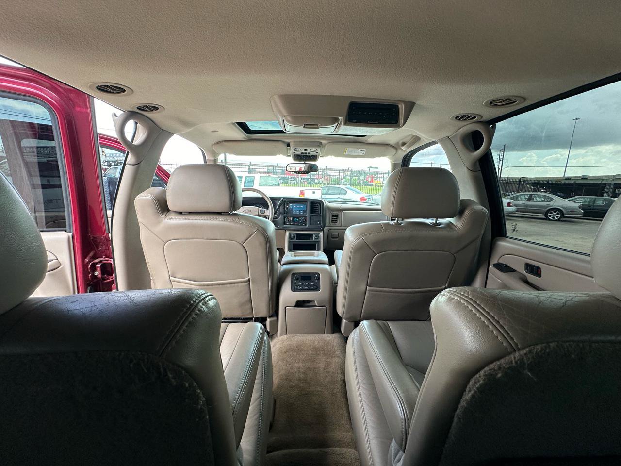 Used 2006 Chevrolet Suburban LTZ w/ Preferred Equipment Group AWD/4WD image 40